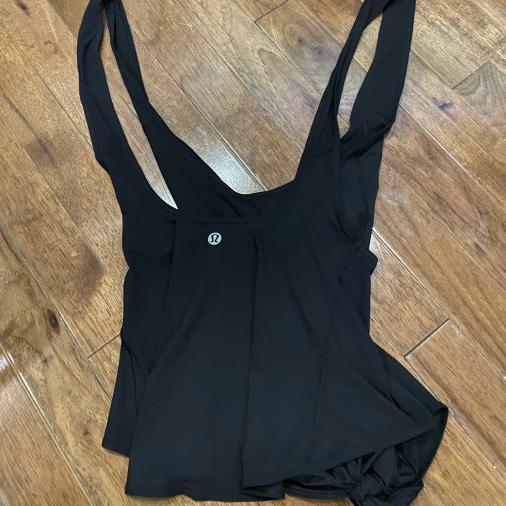 Lululemon call it a tie tank